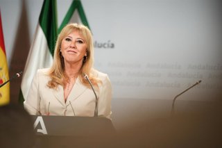 Imagen de archivo de la consejera de Economía, Hacienda, Fondos Europeos y Diálogo Social de la Junta de Andalucía y portavoz del Gobierno, Carolina España.
