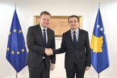 Foto: Kosovo.- Kosovo y la UE anuncian medidas para facilitar trabajo y residencia a la minoría serbia sin papeles kosovares