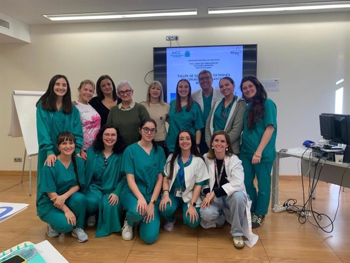 Ayer se clausuró en el Hospital Santa Lucía el curso al que asistieron alumnos, residentes de Cirugía General y de Ginecología de hospitales de las Islas Baleares, de Castilla y León, de Alicante y de la Arrixaca.