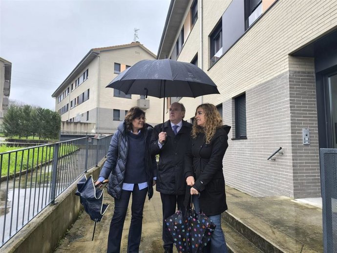 Los diputados del PP José Agustín Cuervas-Mons y Beatriz Polledo.