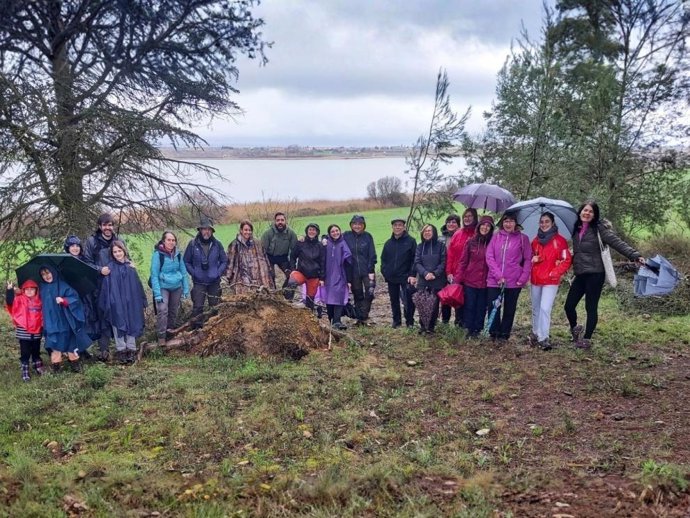 Paseo guiado por el entorno de la laguna de Sariñena.