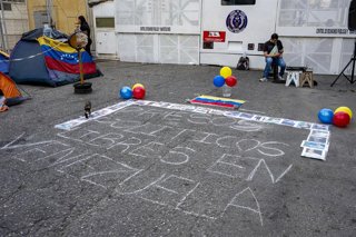 Archivo - Acción para pedir la liberación de presos políticos en Venezuela (archivo)