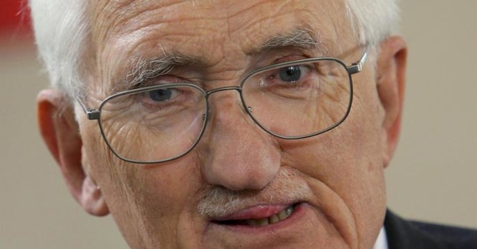  El filósofo alemán Juergen Habermas