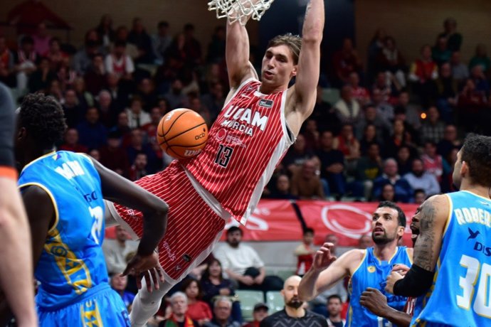 Will Falk, en un partido con el UCAM Murcia.