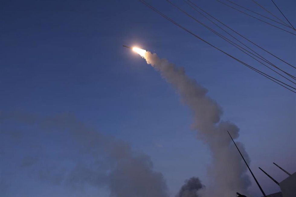 Misil de ataque terrestre Tomahawk en el marco de la operación 'Furia Épica' contra Irán 