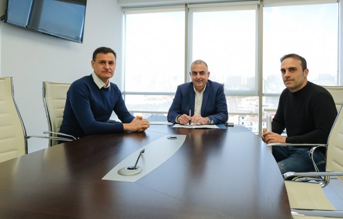 Roberto Media recibe al alcalde de Las Rozas de Valdearroyo