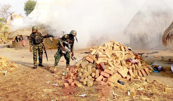 Imagen de militares nigerianos