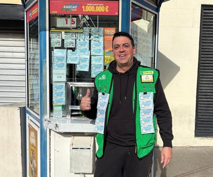Landi, vendedor de la ONCE desde 2008.