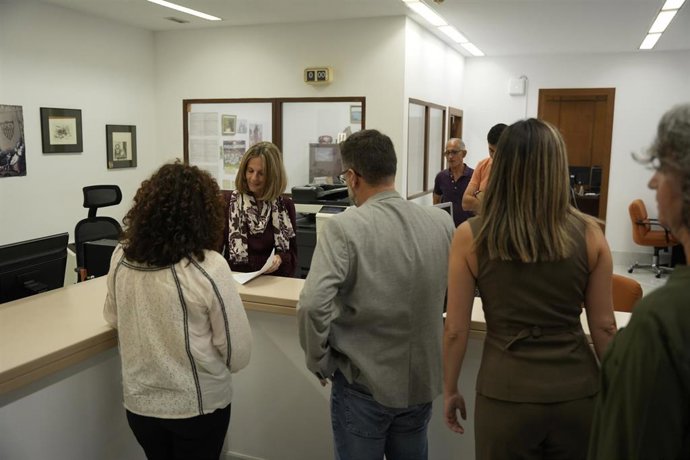 Archivo - Portavoces de los grupos Por Andalucía, Mixto-Adelante Andalucía y Socialista presentan una iniciativa en el Registro del Parlamento andaluz. (Foto de archivo).