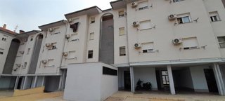 Imagen de viviendas públicas en la barriada Guadalquivir.