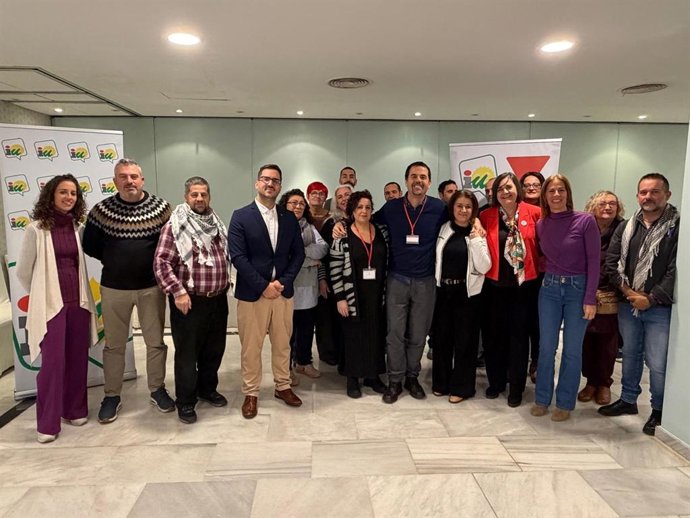 Asamblea celebrada en diciembre entre ambas formaciones.