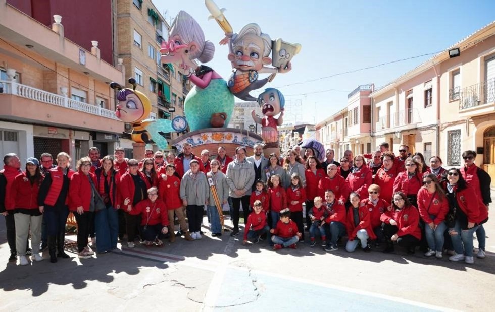 Llorca visita las Fallas de Alcsser y Algemesí