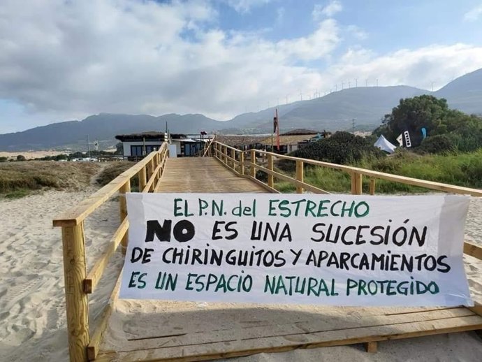 Protesta de Agaden-Ecologistas en Acción en Estrecho gaditano.