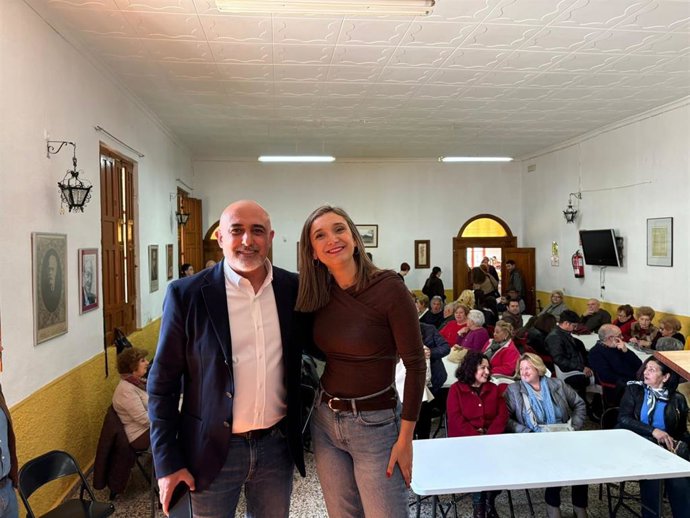 Día de la Rosa del PSOE de Fuente Vaqueros (Granada), con la participación de la vicesecretaria general del PSOE-A, María Márquez.