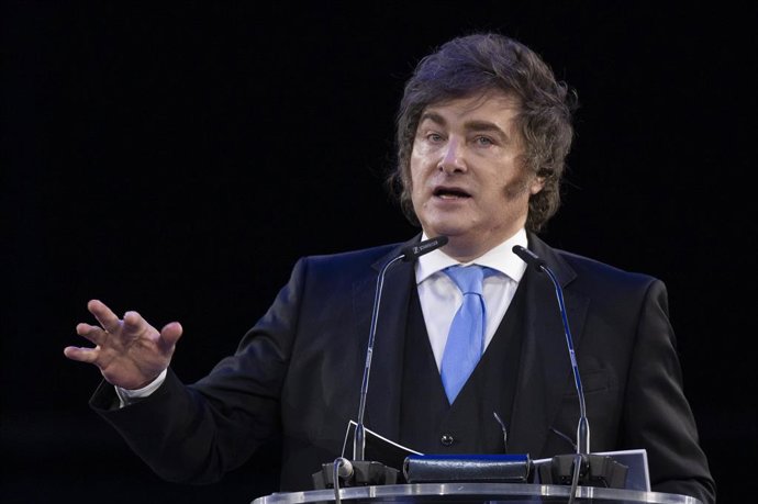 14 de março de 2026, Madri, Espanha: O presidente da Argentina, Javier Milei, fotografado durante a cerimônia de encerramento do Fórum Econômico de Madri, no Palácio de Vistalegre.