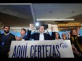 El PP refuerza su mayoría en CyL con 33 escaños pero necesita pactar con Vox, que gana 1, y PSOE sube a 30