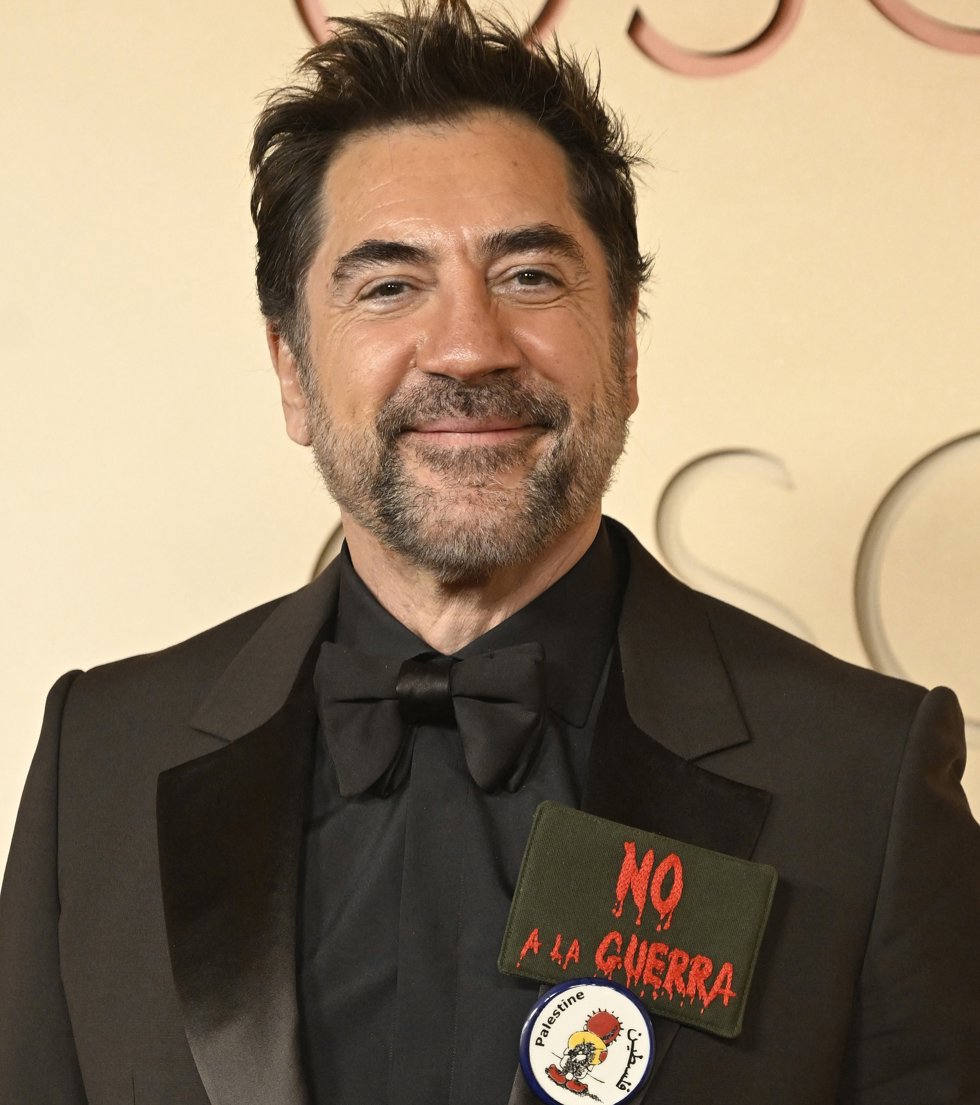 Javier Bardem luce el lema 'No a la guerra' en los Oscar 