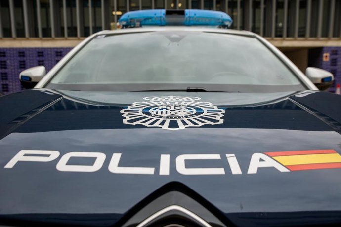 Vehículo de la Policía Nacional, a 19 de febrero de 2026, en Barcelona, Catalunya (España).