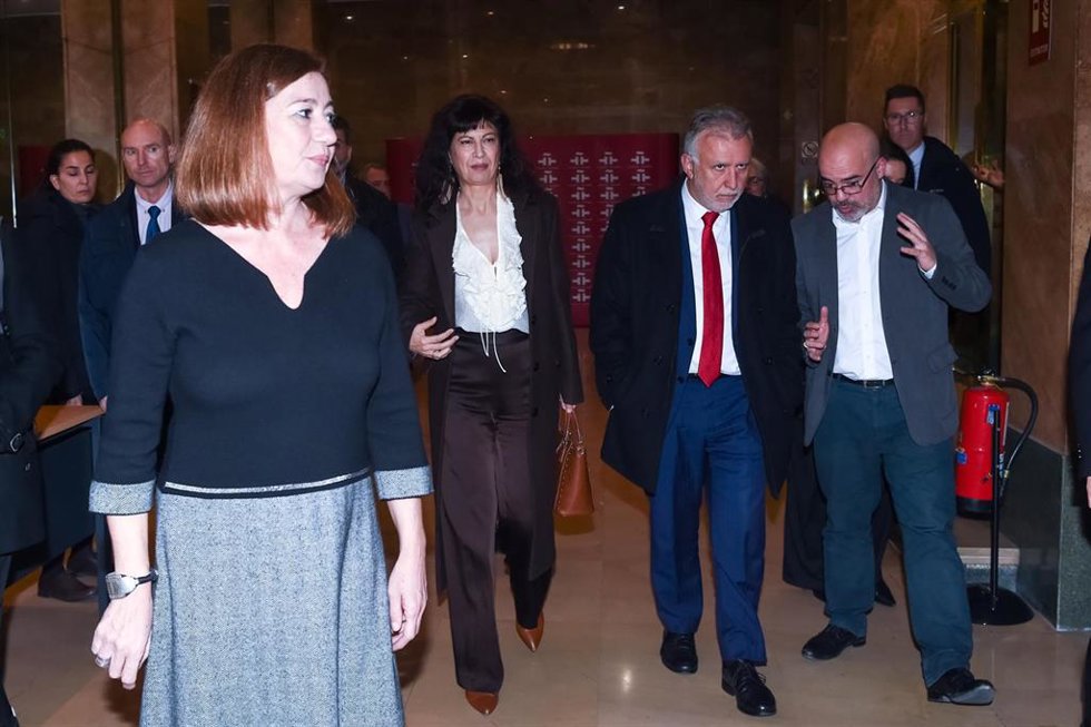 Archivo - (I-D) La presidenta del Congreso, Francina Armengol; la ministra de Igualdad, Ana Redondo y el ministro de Política Territorial y Memoria Democrática, Ángel Víctor Torres, a 12 de febrero de 2025, en Madrid (España).