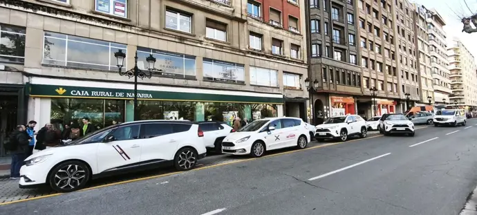 Nueva parada de taxis en la calle Miguel Villanueva de Logroño