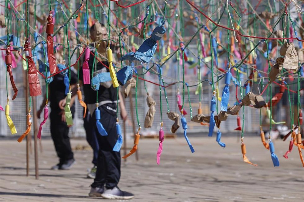Las masclets y petardos en Fallas pueden ser una experiencia traumática para los perros  ya que su oído es más sensible que el humano y lo interpreta como una amenaza imprevisible 