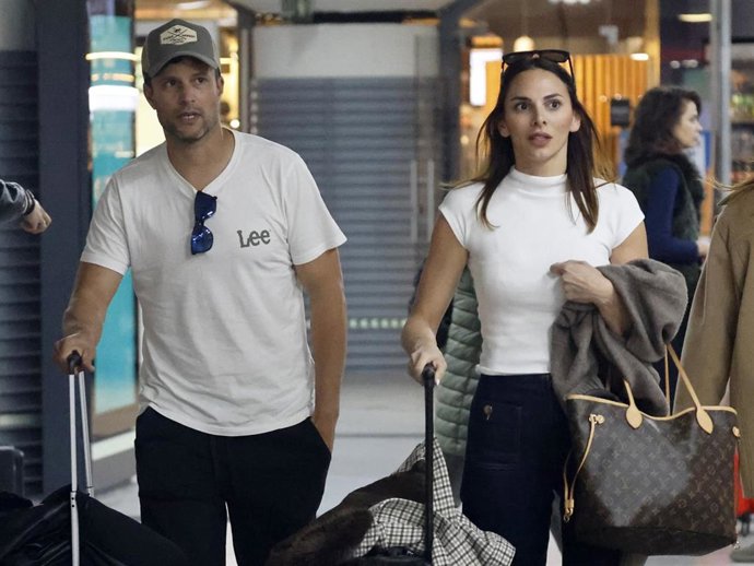 Guillermo, inseparable de Irene Rosales en su escapada a Madrid en plena tormenta con Kiko Rivera