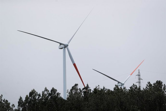 Parque eólico de Mondego, a 19 de febrero de 2026, entre Ribadeo y Trabada, Lugo, Galicia (España). 