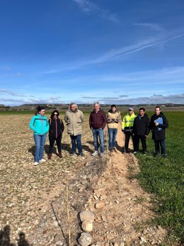 Imagen de la rueda de prensa de UAGN con motivo de la plaga de conejos que "arrasa" los cultivos