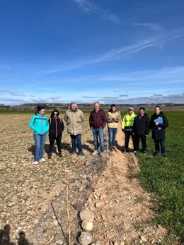Imagen de la rueda de prensa de UAGN con motivo de la plaga de conejos que "arrasa" los cultivos