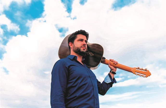 La Sinfónica de CyL y el guitarrista Rafael Aguirre ofrecen esta semana un programa de marcado carácter español.