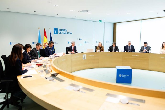 El titular del Gobierno gallego, Alfonso Rueda, preside el Consello de la Xunta.