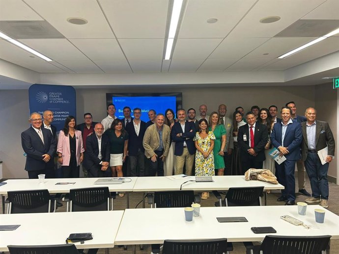 Encuentro de trabajo de una delegación sevillana en Miami para reforzar el posicionamiento de la provincia.