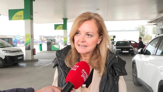 La presidenta de la Asociación de Estaciones de Servicio de Aragón, Pilar Soto.