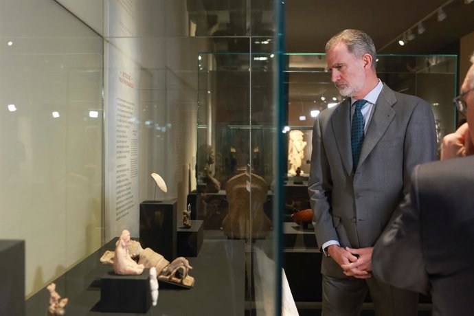 El Rey Felipe VI visita la exposición “La mitad del mundo. La mujer en el México indígena” en el Museo Arqueológico Nacional