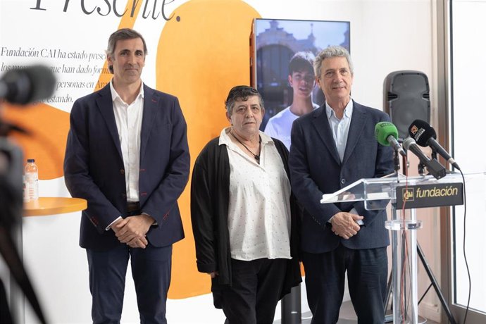 Acto de presentación de la Fundación CAI