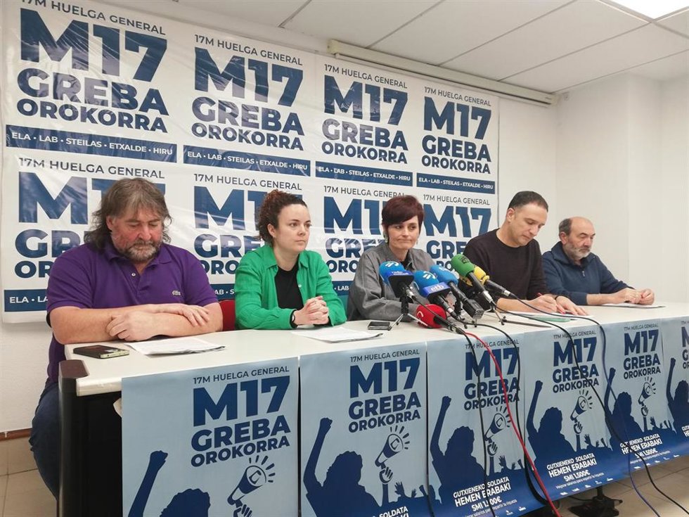 Rueda de prensa de ELA, LAB, Steilas, Hiru y Etxalde sobre la huelga general