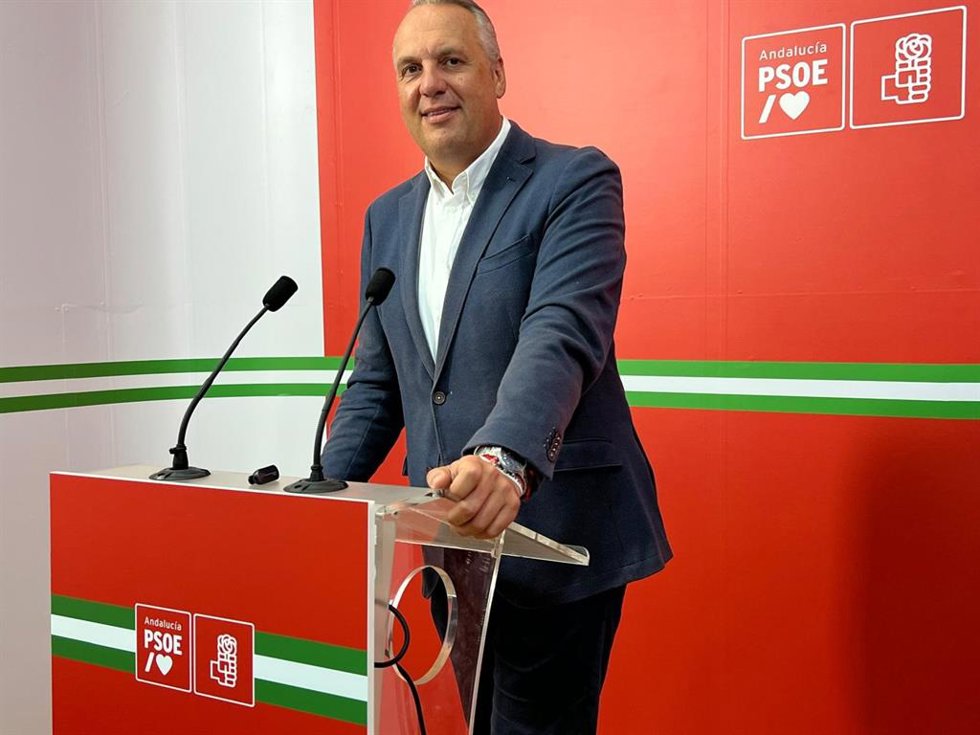 Juan Carlos Ruiz Boix en rueda de prensa.