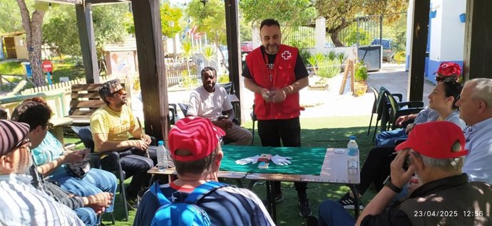 Rafael Cobos es el 'Profesional del Año' del Colegio de Trabajo Social.