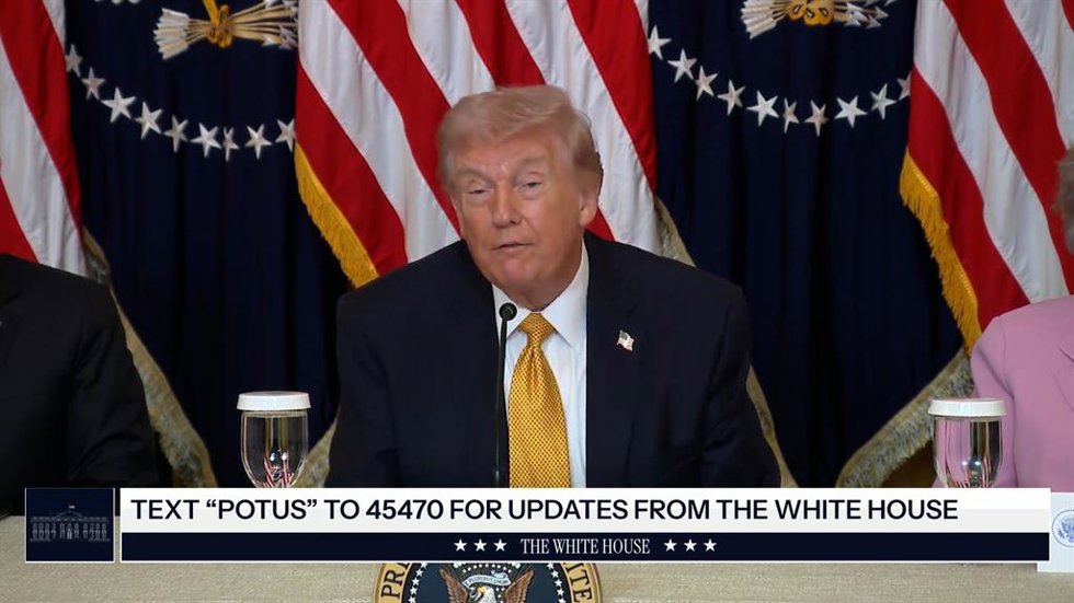 Trump elogia el "buen trabajo" de Rodríguez permitiendo sacar "millones" barrile
