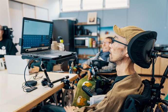 Archivo - Persona con parálisis