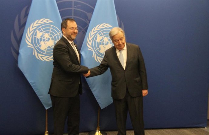 Archivo - El Ministro de Exteriores de Venezuela, Yván Gil Pinto, junto al Secretario General de la ONU, António Guterres