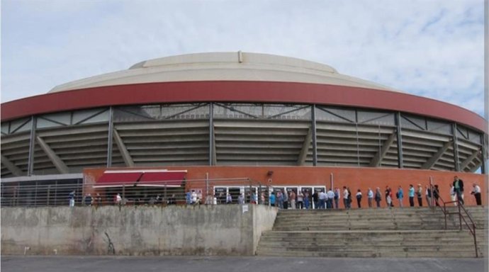 Archivo - Plaza de toros de La Ribera en Logroño