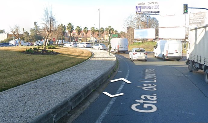 Glorieta de Louvière en Córdoba donde ha muerto un motorista en un accidente con un camión