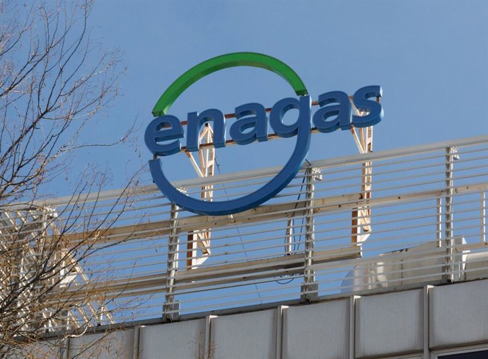 Archivo - Fachada de la sede de Enagás, a 3 de abril de 2023, en Madrid (España). La Empresa Nacional del Gas, conocida con el acrónimo de Enagás, es una compañía de transporte de gas natural y Gestor Técnico del Sistema Gasista de España.? Su sede social