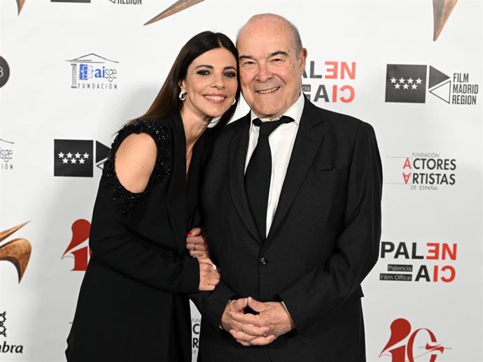 Maribel Verdú, Antonio Resines y muchos más brillan en una noche histórica del cine en los Premios Unión de Actores