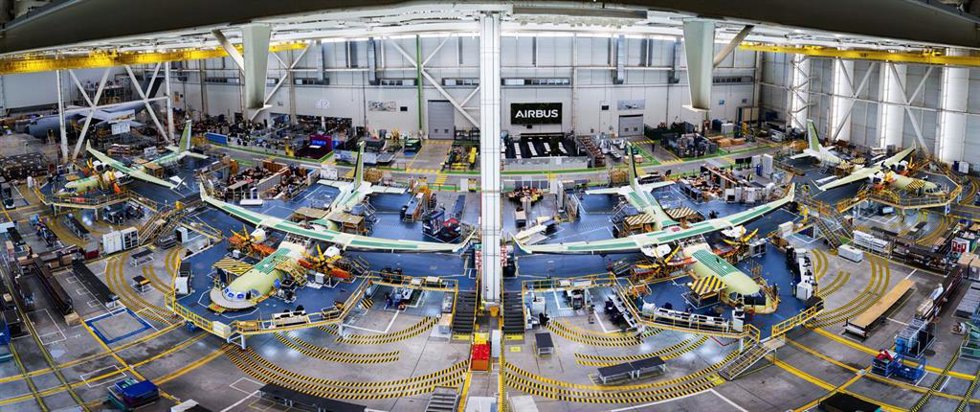 Imagen de archivo de la cadena de montaje de los aviones C295 de Airbus en Sevilla.
