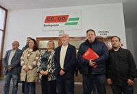 Por Andalucía crítica el modelo sanitario del "sálvese quien pueda" y exige inversión pública