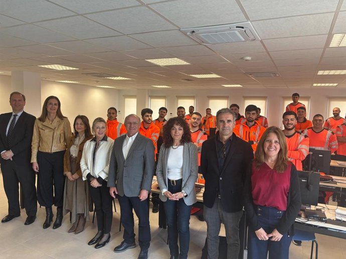 El Puerto de Málaga impulsa la formación en el ámbito marítimo-portuario para dar respuesta a las necesidades de las empresas de la Comunidad Portuaria que, debido al incremento de la actividad logística, requiere de personal cualificado.