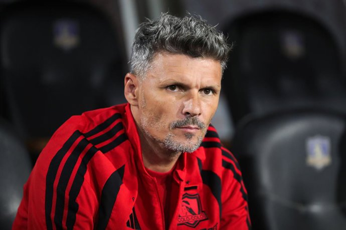 Futbol, Colo Colo vs Huachipato Fecha 7, Liga de Primera 2026. El entrenador de Colo Colo Fernando Ortiz es fotografiado durante un partido de primera disputado en el estadio Monumental en Santiago, Chile. 16/03/2026. Felipe Zanca/Photosport  Football,