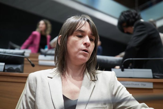 Archivo - La vicepresidenta tercera del Gobierno de Navarra y consejera de Vivienda, Juventud y Políticas Migratorias, Begoña Alfaro.